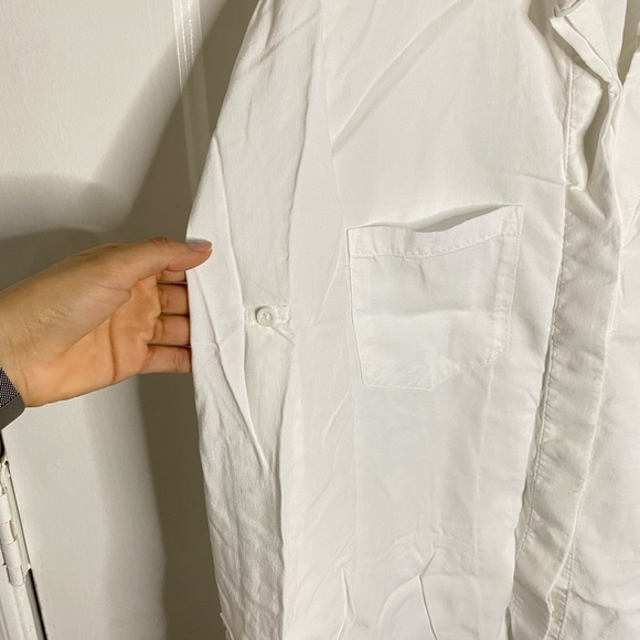 White long sleeve shirt/ button up shirt - Picture 5 of 7